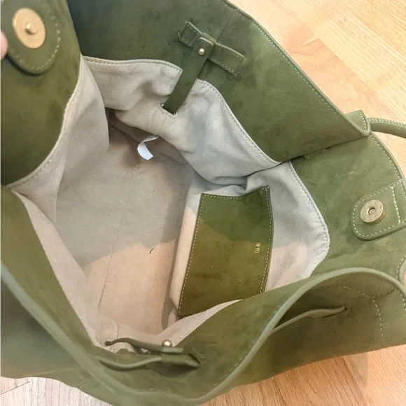 JW PEI Hana Medium Olive Green Women's Tote Bag - Picture 14 of 15